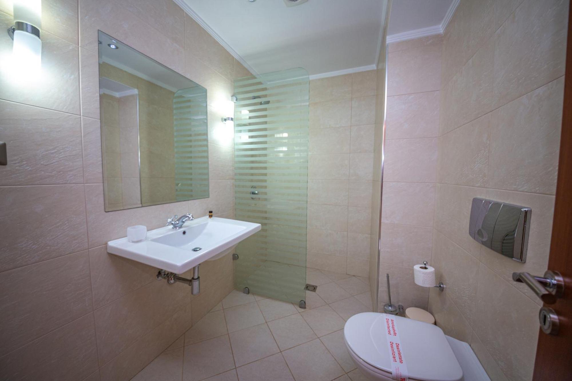 Hotel Borshi Room photo