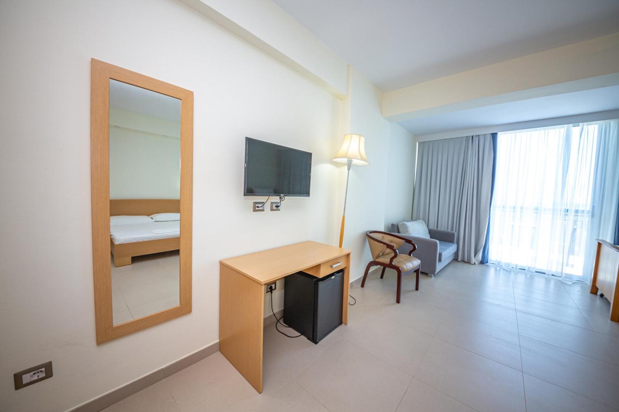 Hotel Borshi Room photo